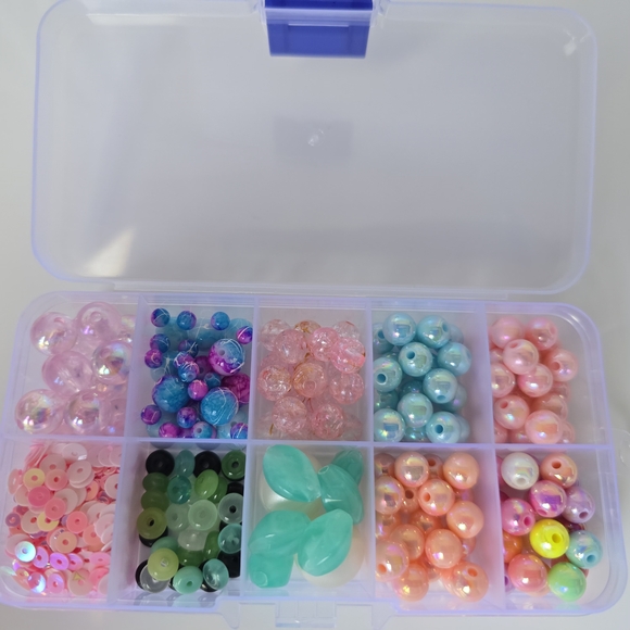 Colorful Beads Kit - Picture 2 of 3